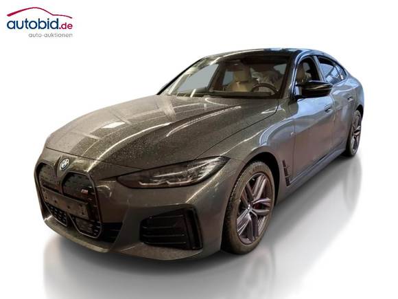 Pogled od napred levo