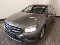 Pogled sprijeda lijevo