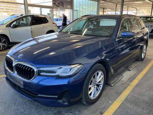 Pogled od napred levo