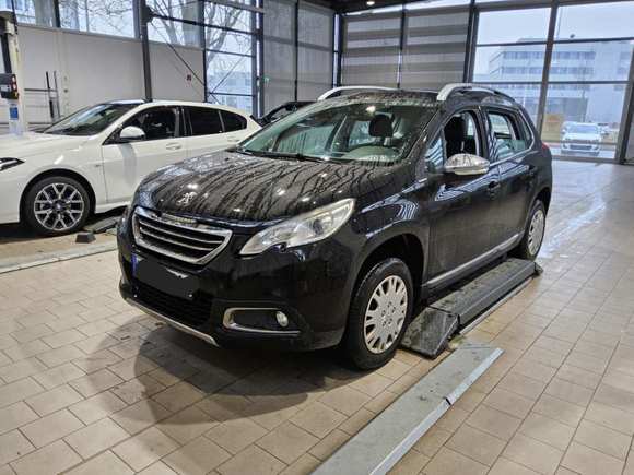 Pogled od napred levo