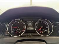 Pogled na kombinovani instrument