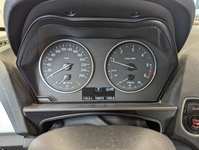 Pogled na kombinovani instrument