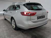 Pogled straga lijevo