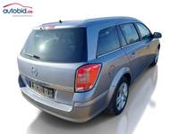 Widok z tyłu po stronie prawej