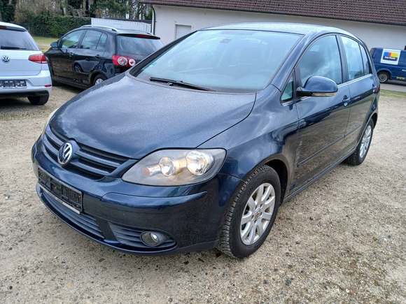 Pogled sprijeda lijevo