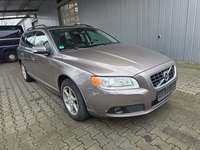 Pogled sprijeda desno