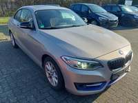 Pogled sprijeda desno