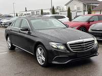 Náhled zpředu zprava