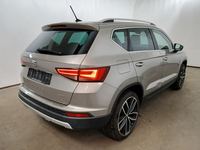 Pogled od pozadi desno