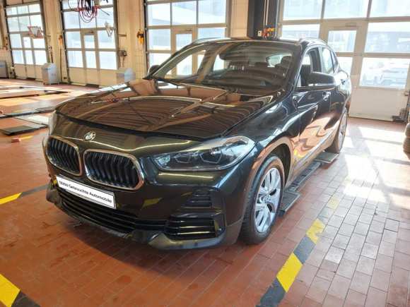 Náhľad spredu zľava