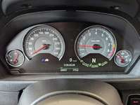 Вид на приборную панель