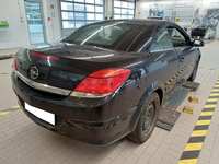 Pogled od pozadi desno