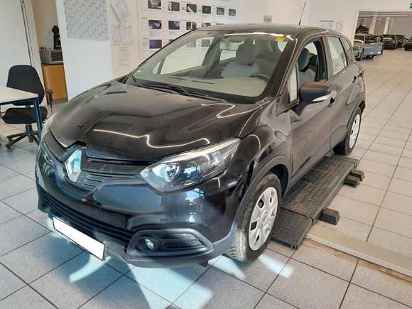 Pogled od napred levo