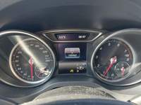 Pohled na přístrojovou desku