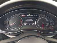 Pogled na kombinirani instrument