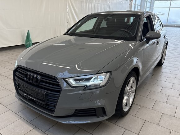 Vue de l’avant gauche