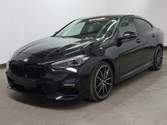 Pogled od napred levo