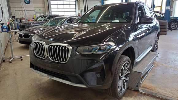 Náhled zpředu zleva