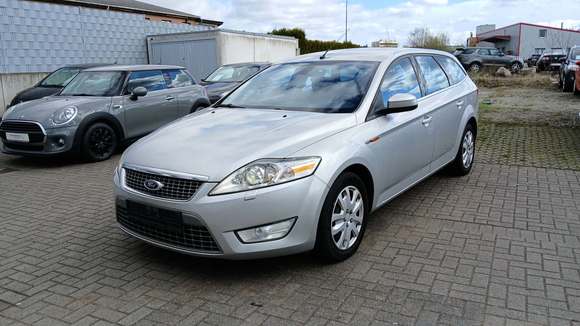 Pogled sprijeda lijevo