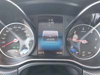 Pohled na přístrojovou desku