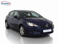 Skats no labās puses priekšā