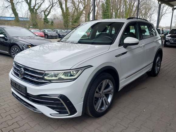 Pogled sprijeda lijevo