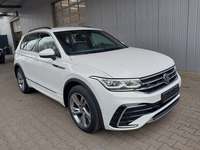 Pogled sprijeda desno