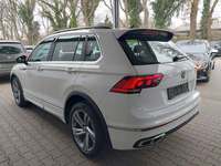 Pogled straga lijevo