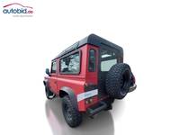 Skats no kreisās puses aizmugurē