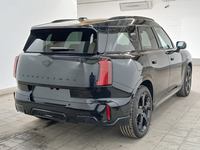 Pogled od pozadi desno