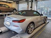 Pogled od pozadi desno