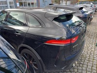 Pogled straga lijevo