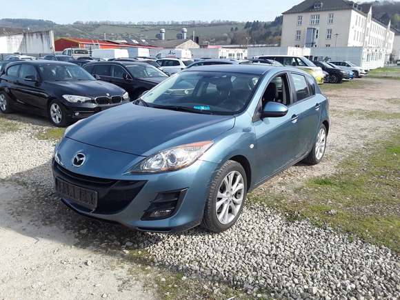 Pogled sprijeda lijevo