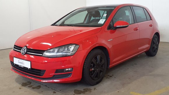 Pogled od napred levo