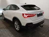 Vue de l’arrière gauche