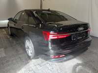 Vue de l’arrière gauche