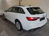 Pogled od pozadi levo