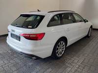 Pogled od pozadi desno