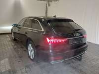 Vue de l’arrière gauche