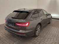 Pogled od pozadi desno