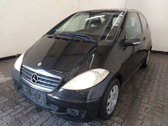 Vue de l’avant gauche