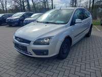 Skats no kreisās puses priekšā