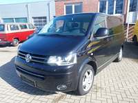 Skats no kreisās puses priekšā