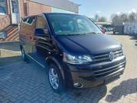 Skats no labās puses priekšā