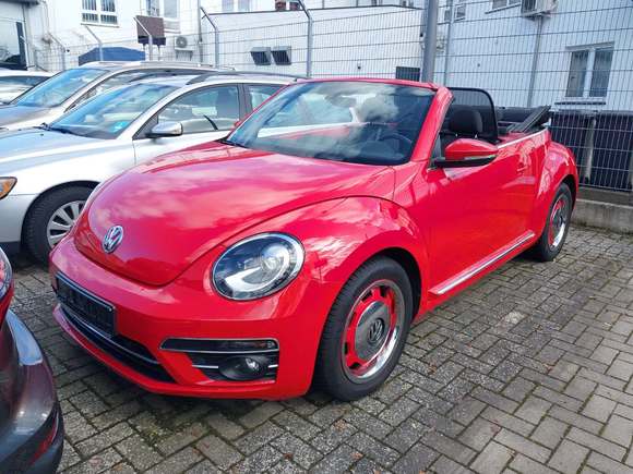 Skats no kreisās puses priekšā