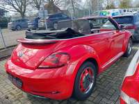 Skats no labās puses aizmugurē