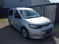 Skats no labās puses priekšā