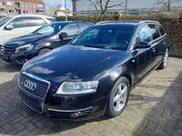 Skats no kreisās puses priekšā