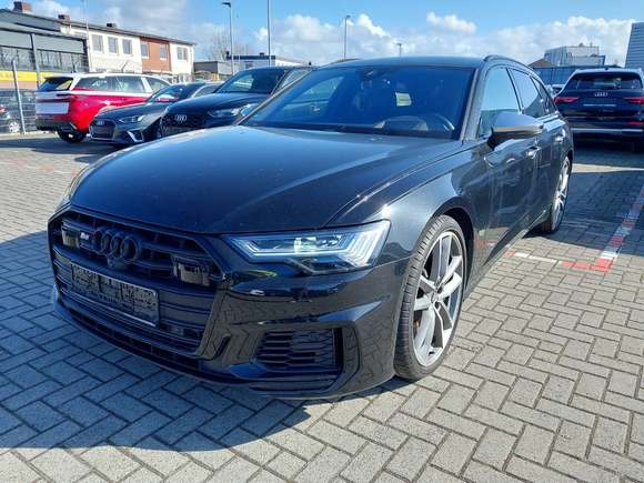 Skats no kreisās puses priekšā