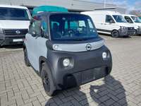 Skats no labās puses priekšā